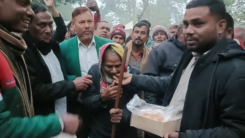 তারেক রহমানের দেশে ফেরা উপলক্ষে কুড়িগ্রামে আনন্দ মিছিল