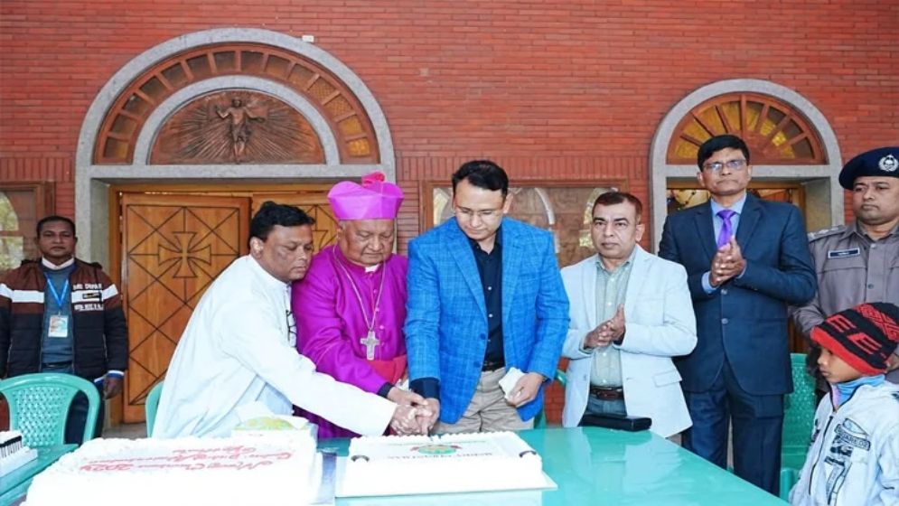 রাজশাহীতে বর্ণাঢ্য আয়োজনে বড়দিন উদযাপন