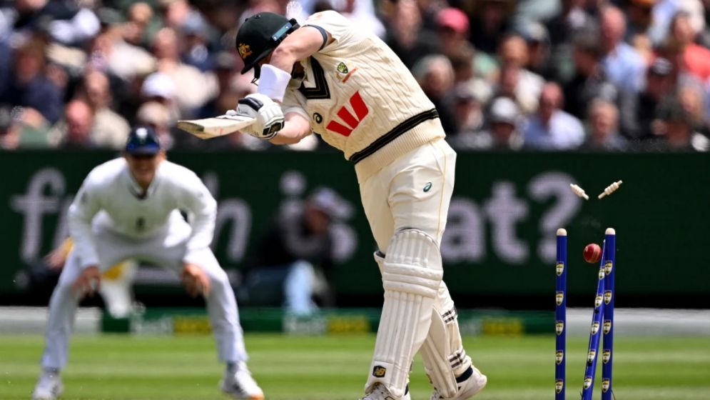 অ্যাশেজ খোয়ানোর পর জ্বলে উঠল ইংল্যান্ড, অল্পেই অলআউট অস্ট্রেলিয়া