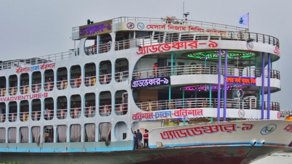 লঞ্চের ধাক্কায় বাল্কহেড ডুবি, দুজনের লাশ উদ্ধার