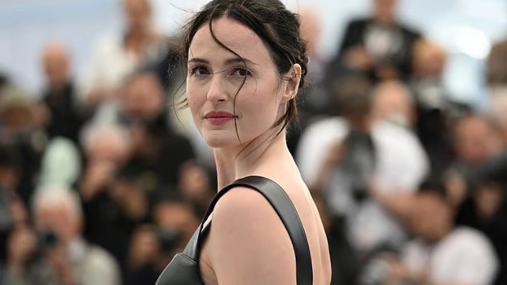 ‘অভিনয়ের বিকল্প হিসেবে কাঠমিস্ত্রির কাজের কথা ভেবেছিলাম’