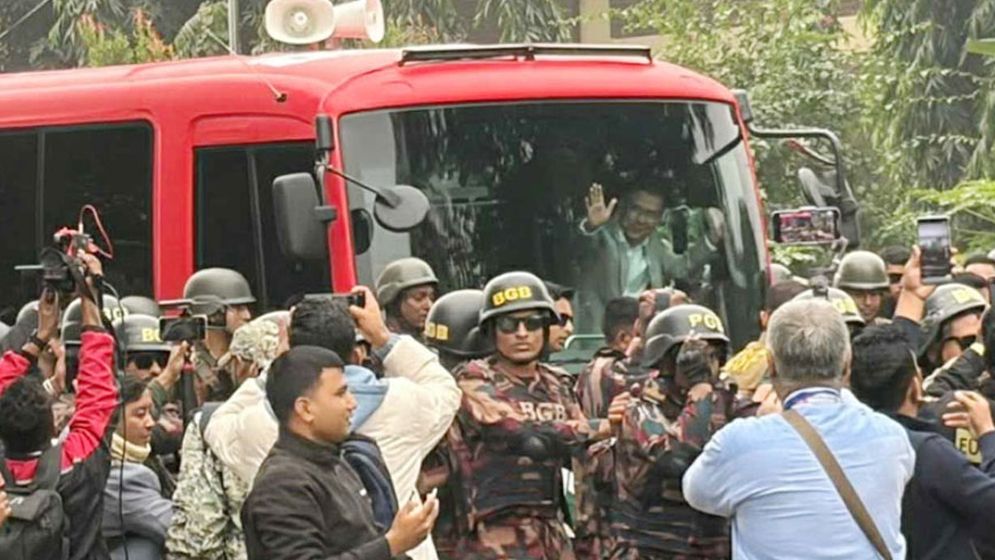 তারেক রহমানকে কটূক্তি, গ্রেফতার সেই শিক্ষককে অব্যাহতি