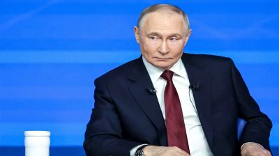 ইউক্রেন শান্তি না চাইলে বল প্রয়োগে রাশিয়া লক্ষ্য অর্জন করবে: পুতিন