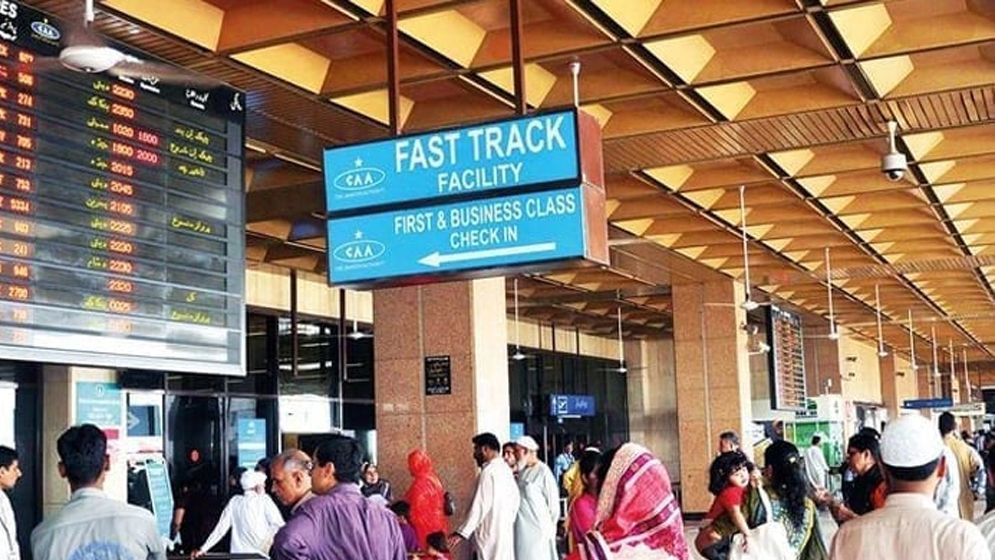 সাড়ে ১০ হাজার পাকিস্তানিকে চাকরি দেবে ইতালি