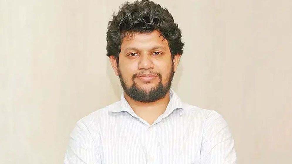 নির্বাচন করবেন না মাহফুজ আলম