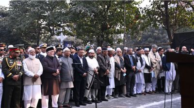 খালেদা জিয়ার লাশ নেওয়া হচ্ছে জিয়া উদ্যানে