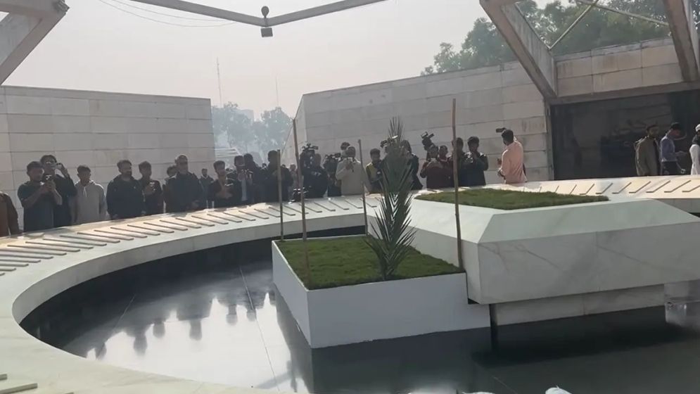 জিয়াউর রহমান-খালেদা জিয়ার সমাধিস্থল সবার জন্য উন্মুক্ত