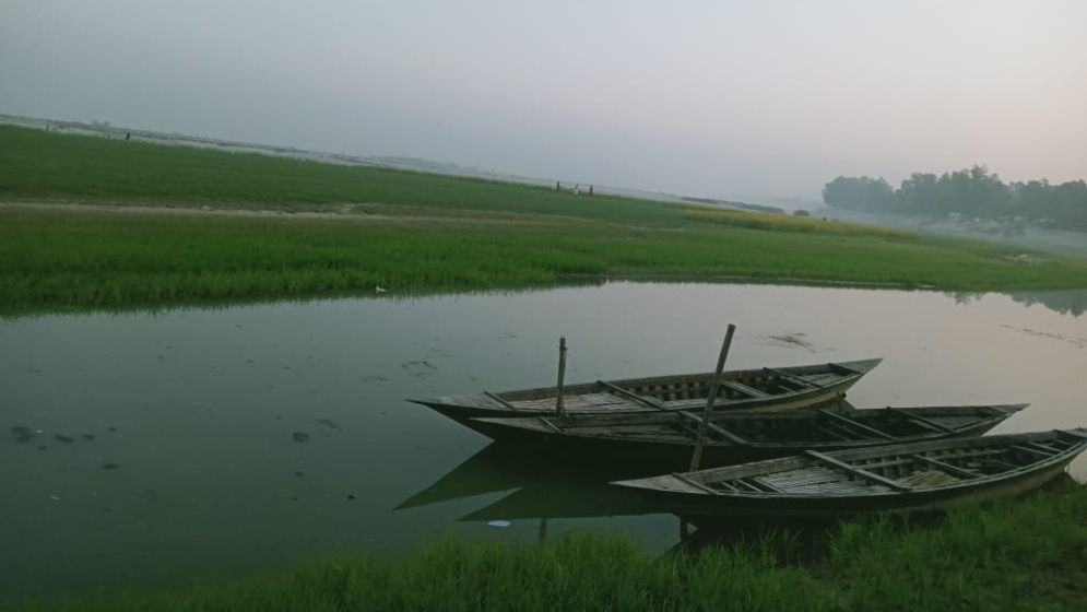 ঠান্ডায় স্থবির জনজীবন, কুড়িগ্রামে তাপমাত্রা নামল ১০ ডিগ্রিতে
