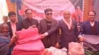 কিশোরগঞ্জে ক্রাইম রিপোর্টার্স অ্যাসোসিয়েশনের কম্বল বিতরণ