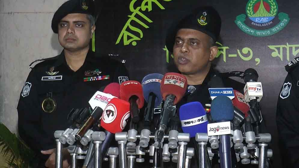 টাকা ছিনিয়ে নিতে হত্যা করা হয় খোকন দাসকে: ব্যাব