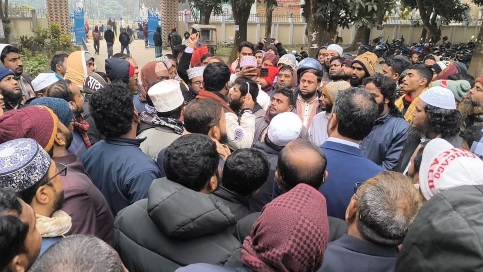 জামায়াত প্রার্থীর মনোনয়ন স্থগিতের পর বাতিল