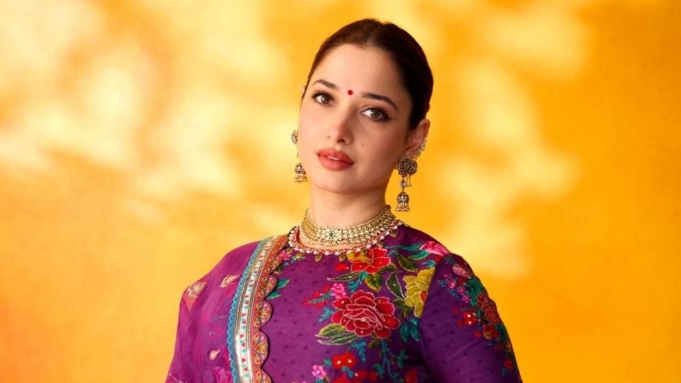আকাশছোঁয়া পারিশ্রমিকে নতুন রেকর্ড তামান্নার