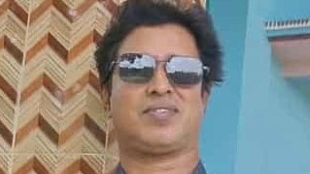 প্রধান শিক্ষকের বিরুদ্ধে প্রত্যয়নপত্রের জন্য  অর্থ আদায়ের অভিযোগ