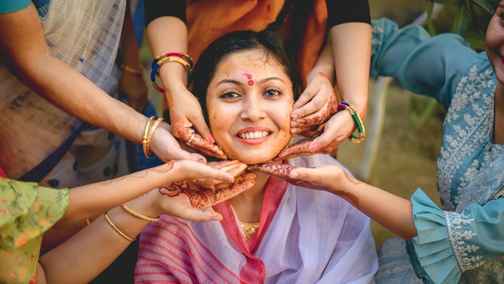 বিয়ের আগে কীভাবে ত্বক উজ্জ্বল করবেন, জেনে নিন