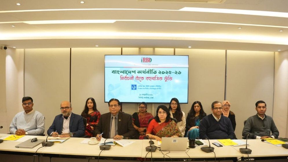 অর্থনীতিতে বড় চ্যালেঞ্জ বিনিয়োগ বাড়ানো