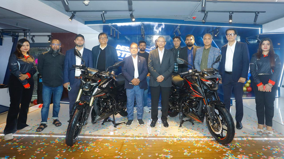 ফ্ল্যাগশিপ পালসার এক্সপেরিয়েন্স সেন্টার ‘পালসার স্টুডিও’ এবং পালসার এন সিরিজের প্রিমিয়াম মোটরসাইকেল উদ্বোধন করল উত্তরা মোটর্স