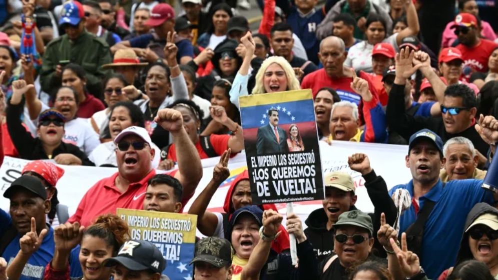 ভেনেজুয়েলা এখন শাসন করছে কে, সামনে কী ঘটতে চলেছে?