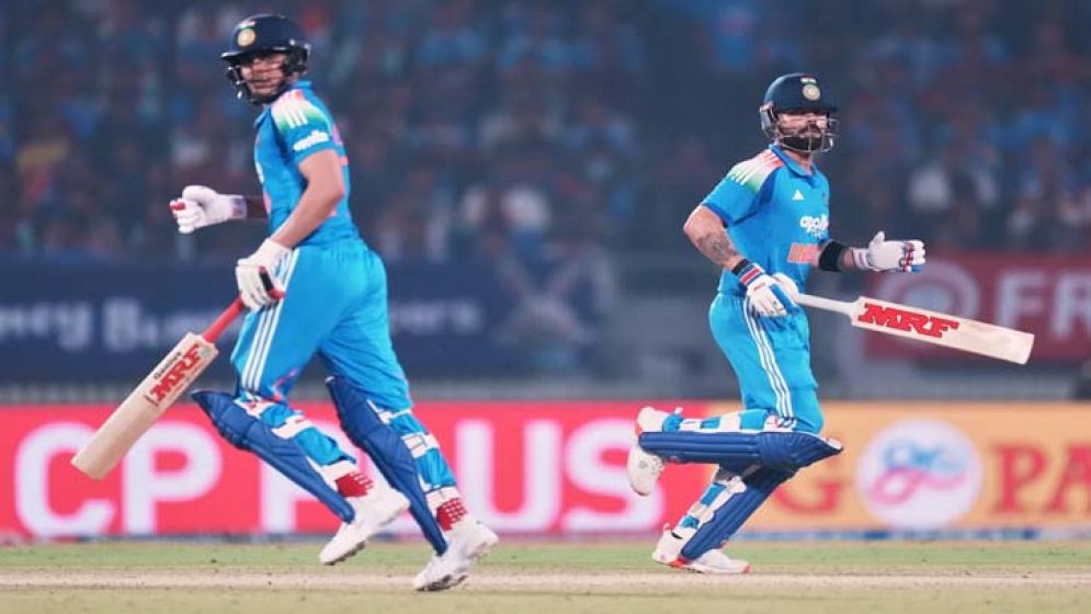 কোহলির মাইলফলক, ভারতের জয়