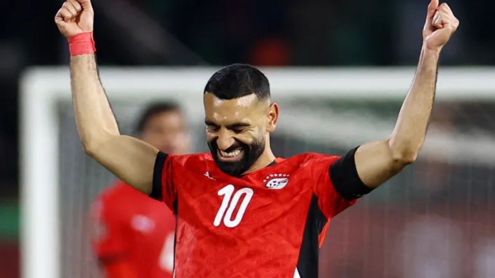 চ্যাম্পিয়নদের বিদায় করে মিসরকে সেমিফাইনালে নিলেন সালাহ