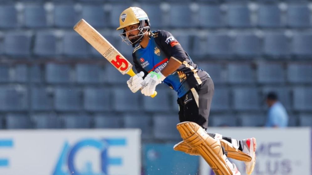 ২০ ওভার খেলেও সেঞ্চুরি হলো না হৃদয়ের