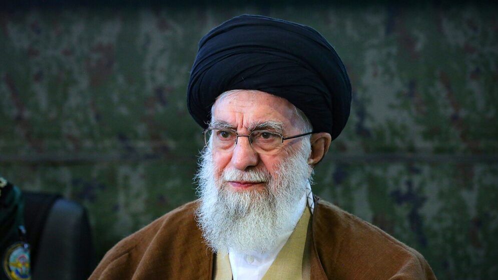 খামেনির দেশত্যাগের গুঞ্জন, যা বলছে ইরানি দূতাবাস