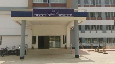 এক যুবকের বিরুদ্ধে ৯ম শ্রেণির দুই বান্ধবীর ধর্ষণের অভিযোগ