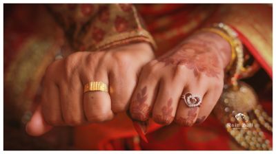 বিয়েতে সমবয়সী না বয়সে ব্যবধান, কোনটি বেশি টিকে?