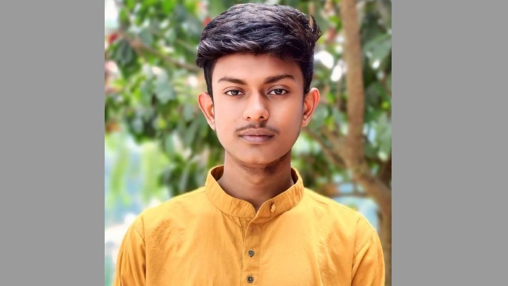 মোটরসাইকেল দুর্ঘটনায় কলেজছাত্র নিহত, আহত ২ বন্ধু