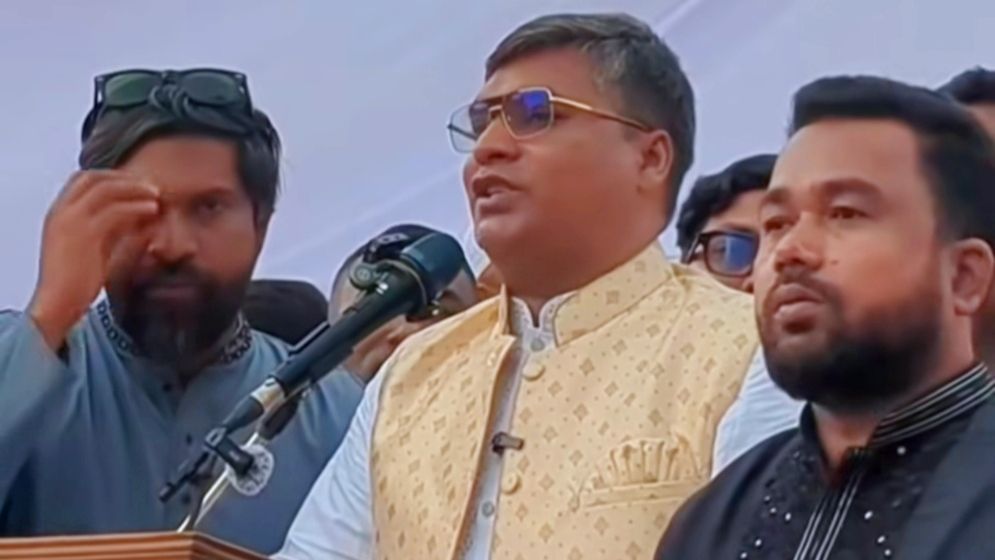 ‘গণভোট’ নিয়ে কৃষক দল নেতার বক্তব্যে সমালোচনার ঝড়