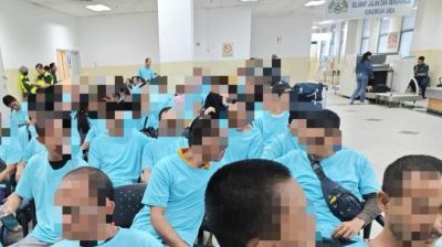 ১৮ বাংলাদেশিসহ ২০১ অভিবাসীকে ফেরত পাঠাল মালয়েশিয়া