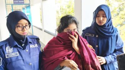 প্রাথমিক সহকারী শিক্ষক নিয়োগ পরীক্ষায় ডিভাইস ব্যবহারকারী নারীর রিমান্ড