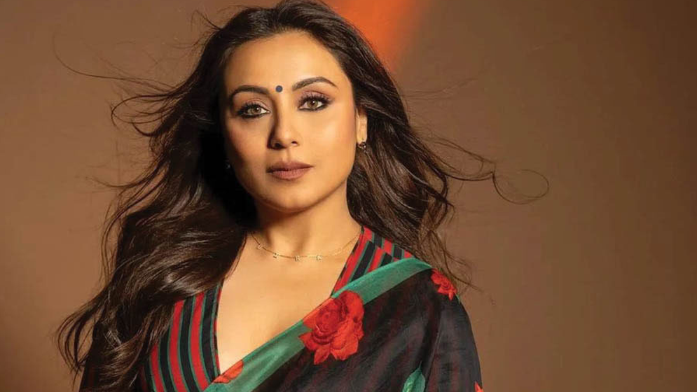 সিনেমায় রানির ৩ দশক, দিলেন আবেগঘন বার্তা