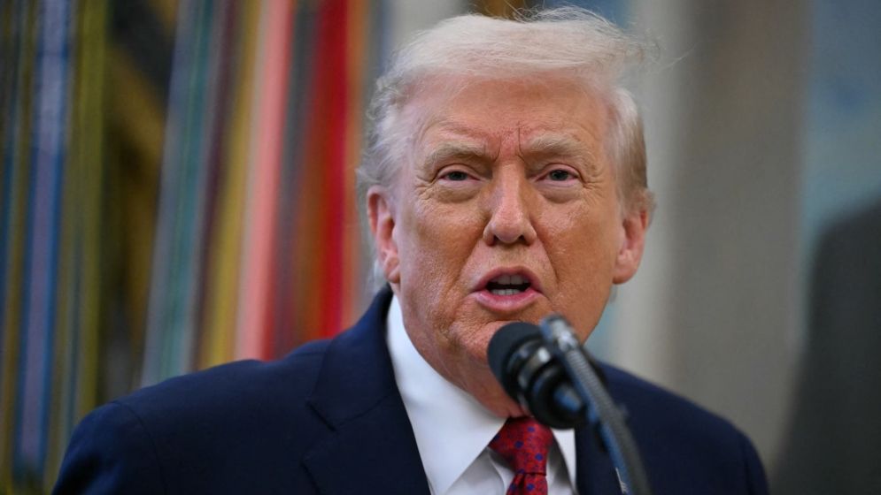 ইরানে বিক্ষোভকারীদের ওপর সরকারের দমন-পীড়ন, কঠোর হামলার হুমকি যুক্তরাষ্ট্রের