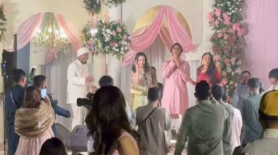 বিয়ের আসরে ‘লিচুর বাগানে’ গাইলেন জেফার– প্রীতম, নাচলেন সাবিলা