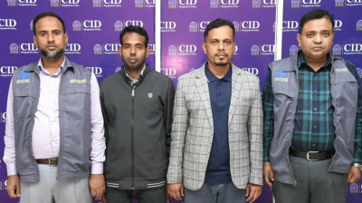 ইসির দুই কর্মচারী গ্রেফতার, বেরিয়ে এলো চাঞ্চল্যকর তথ্য