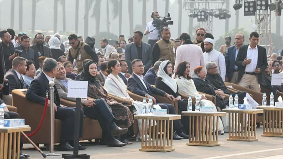 নাগরিক শোকসভায় সপরিবারে যোগ দিয়েছেন তারেক রহমান