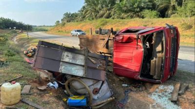 মালয়েশিয়ায় পিকআপ উলটে ২ বাংলাদেশি নিহত