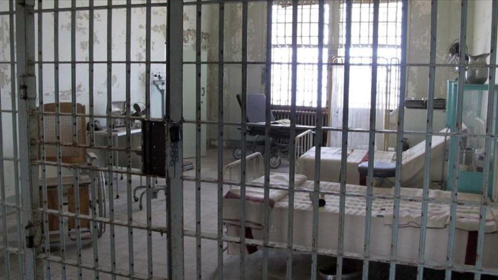 কারাগারে বিশেষ সুবিধার দাবিতে গ্যাং সদস্যদের দাঙ্গা, ৪৬ কর্মীকে জিম্মি