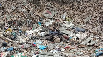 জুতা খুঁজতে গিয়ে পচা গন্ধে মিলল নিখোঁজ বৃদ্ধের কঙ্কাল