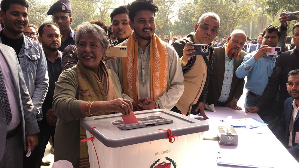 গণভোট ছাড়া গণতন্ত্র ফিরিয়ে আনা সম্ভব নয়: শারমীন এস মুরশিদ