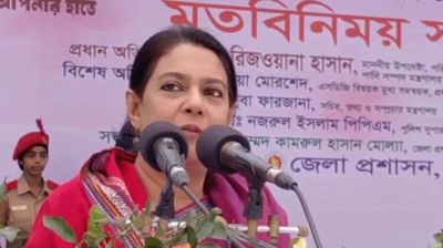 ফ্যাসিবাদ ঠেকাতে হ্যাঁ ভোট দিতে হবে: রিজওয়ানা হাসান