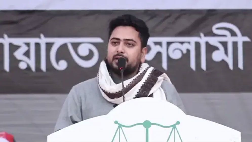 মানুষ ফ্যামিলি কার্ড-ফ্ল্যাট চায় না, নিরাপদ জীবন চায়: নাহিদ ইসলাম