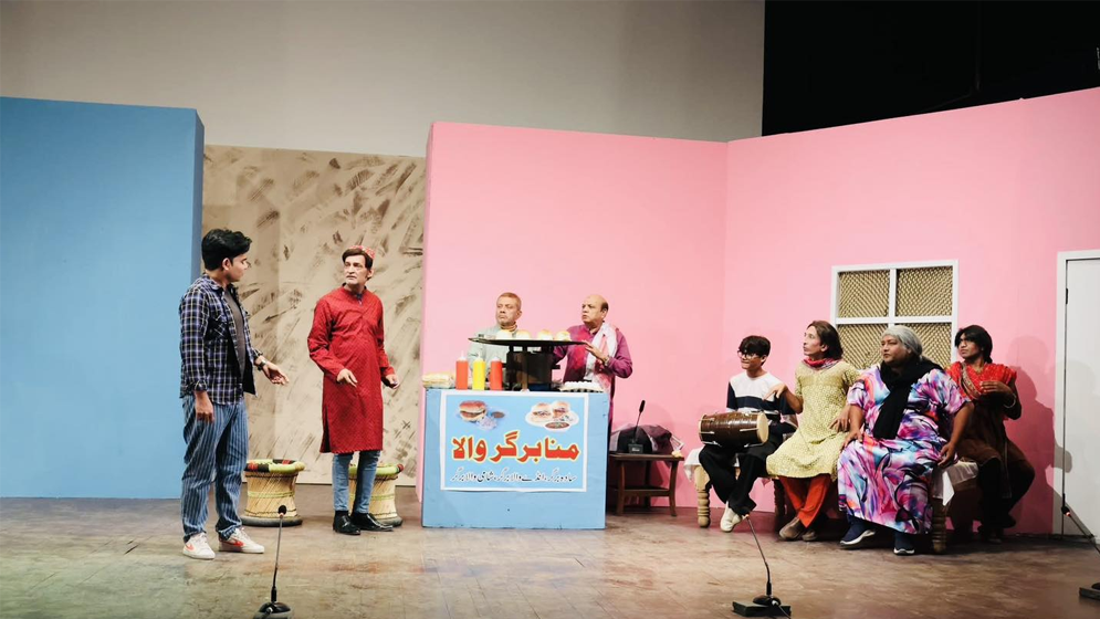পাকিস্তানে আওয়ামী থিয়েটার ফেস্টিভ্যাল শুরু