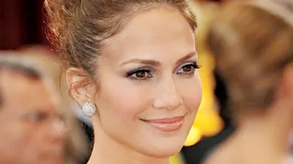 জেনিফারের সঙ্গে জুটি বেঁধে কোন চমক দেবেন অভিনেতা বিক্রান্ত?