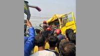 ভাঙ্গায় বাস-ট্রাকের মুখোমুখি সংঘর্ষে নিহত ২, আহত ৩০