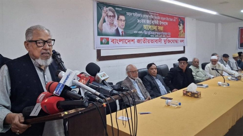 পোস্টাল ব্যালট ব্যবস্থার ত্রুটির বিষয়ে ইসির নীরবতা প্রশ্নবিদ্ধ