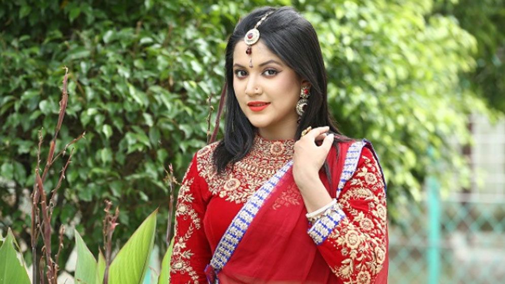 অভিনেত্রী ঊর্মিলাসহ ৩ জনের সম্পদের হিসাব চায় দুদক