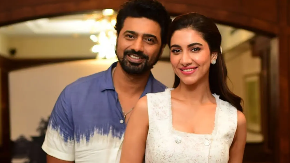 দূরত্ব ঘুচিয়ে আবারও জুটি বাঁধছেন দেব-রুক্মিণী!