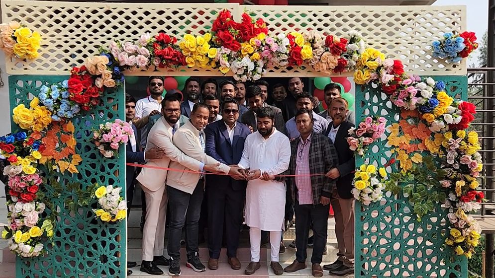 পূর্বাচল প্রেস ক্লাবের উদ্বোধন, ৩৬ সদস্যবিশিষ্ট কমিটি