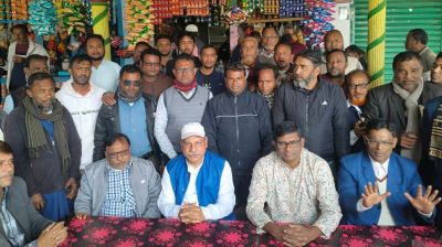 এক টেবিলে বসে বিএনপি প্রার্থী ও জাপা মহাসচিবের কুশল বিনিময়